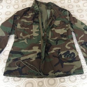 Men’s Distressed Camo Military Hunting Jacket